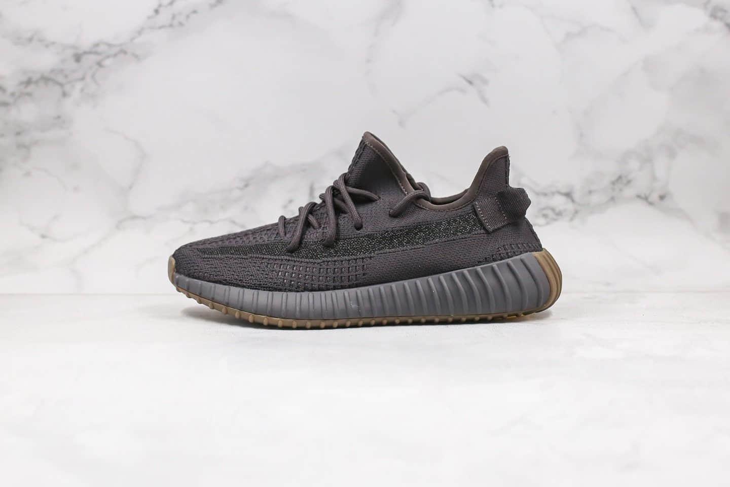 阿迪达斯Adidas Yeezy 350 Boost V2 Cinder Reflective公司级版本椰子350V2矿黑黑生胶侧透满天星配色原盒配件真爆米花颗粒大底 货号：FY4176