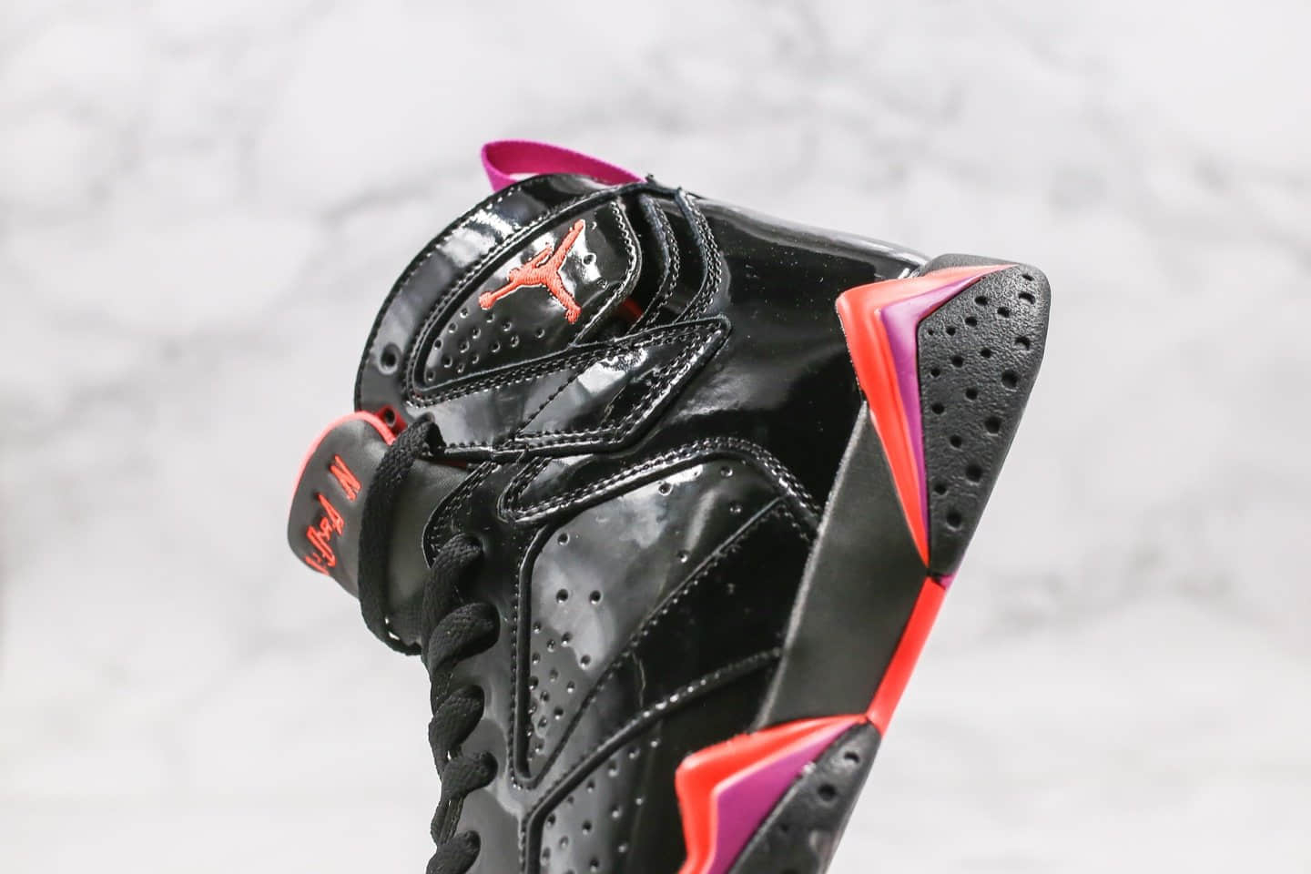 乔丹Air Jordan 7纯原版本高帮AJ7漆皮黑红配色原盒原标原档案数据开发区别市面通货版本 货号：313358-006