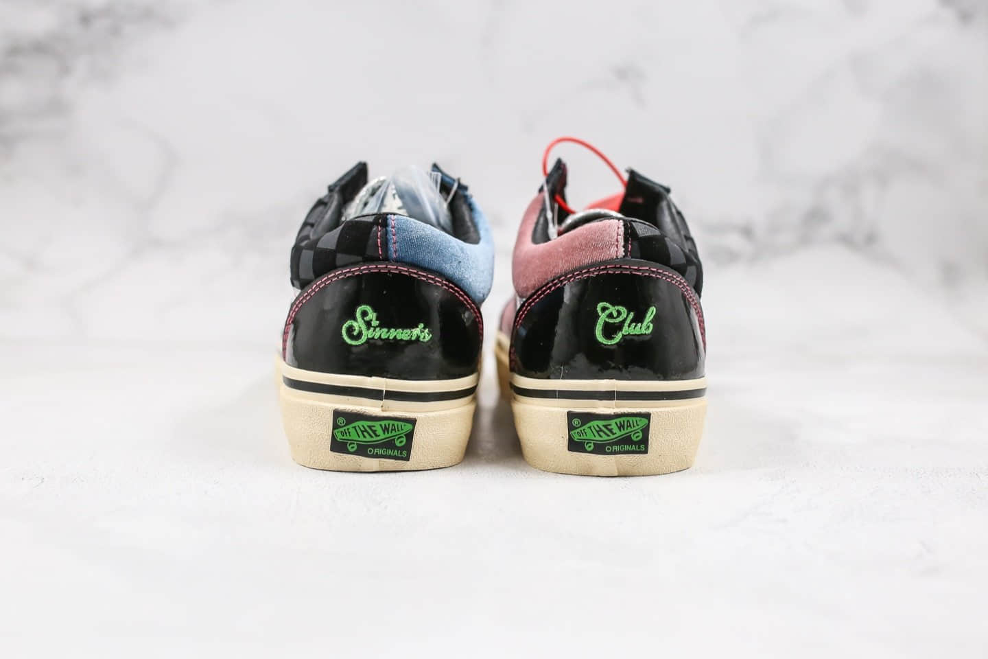 万斯VANS VAULT X FEATURE OLD SKOOL AUTHENTIC公司级版本联名款低帮丝绒漆皮灯芯绒蓝粉色撞色拼接棋盘盒子原档案数据开发