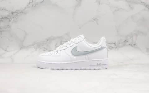 耐克Nike Air Force 1'07纯原版本低帮空军一号灰钩海外发售款内置全掌Sole气垫原盒原标 货号：AV6252-106