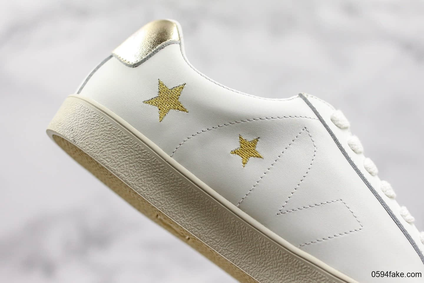 Veja Leather Extra Sneakers公司级版本法国国民V字经典VEJA小白板鞋白色星星ins爆款全头层进口牛皮