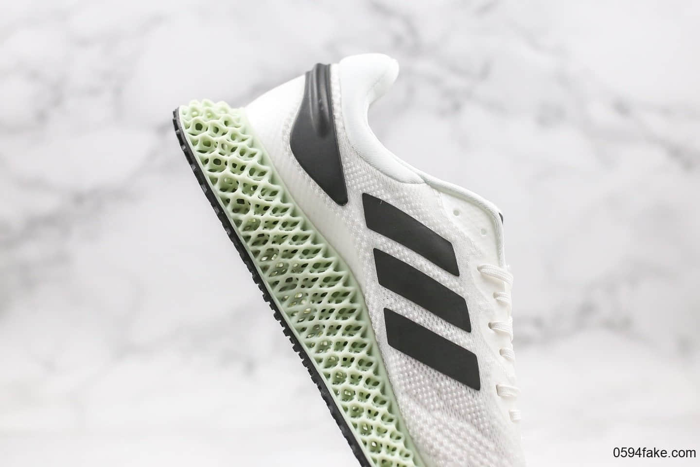 阿迪达斯Adidas Alphaedge 4D LTD M公司级版本跑鞋黑白配色男女休闲运动鞋 货号：FV5327