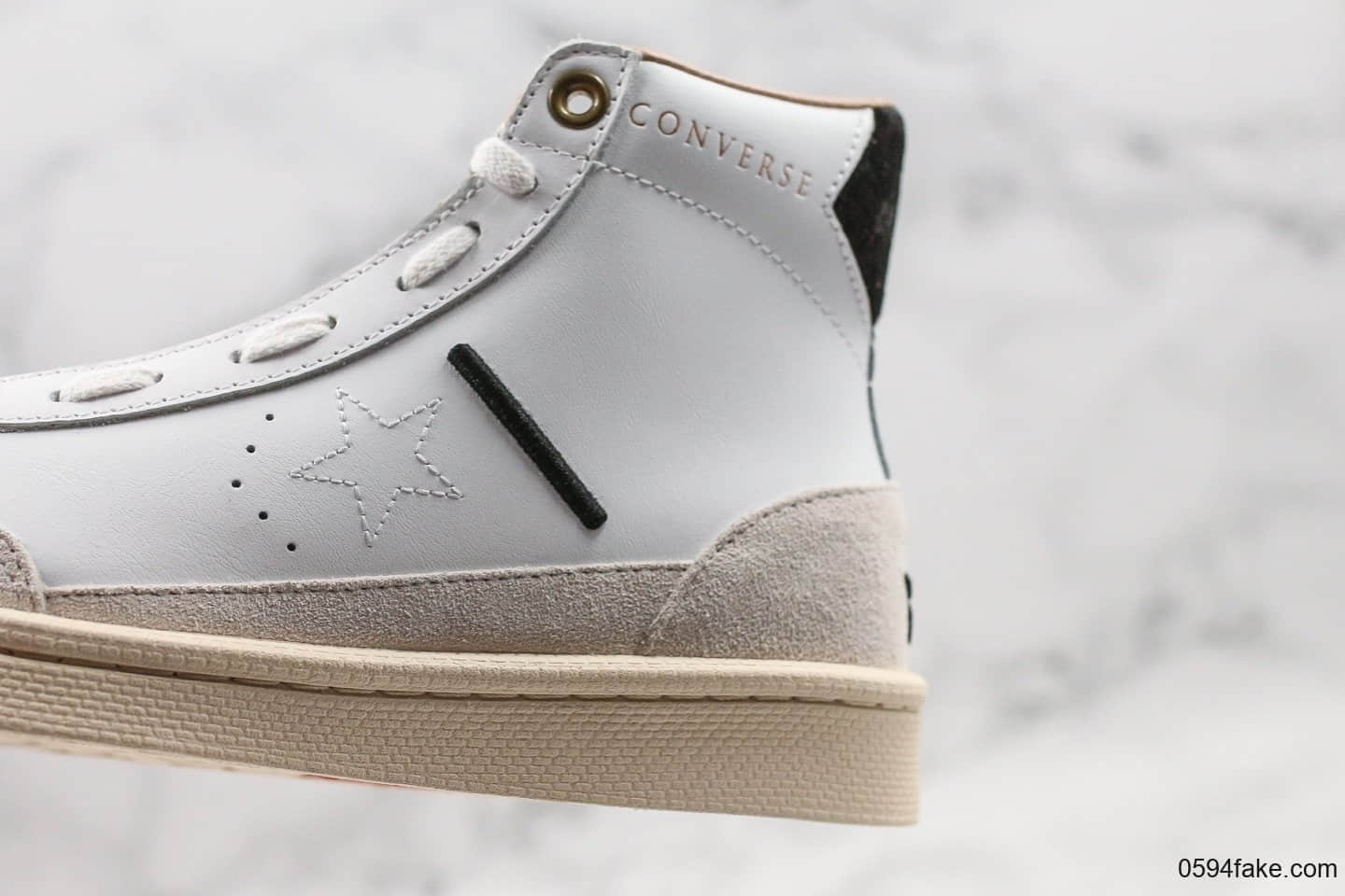 匡威Converse x Ibn Jasper Pro公司级版本联名伊本贾斯珀拉链高帮板鞋白色原盒原标 货号：1665744C