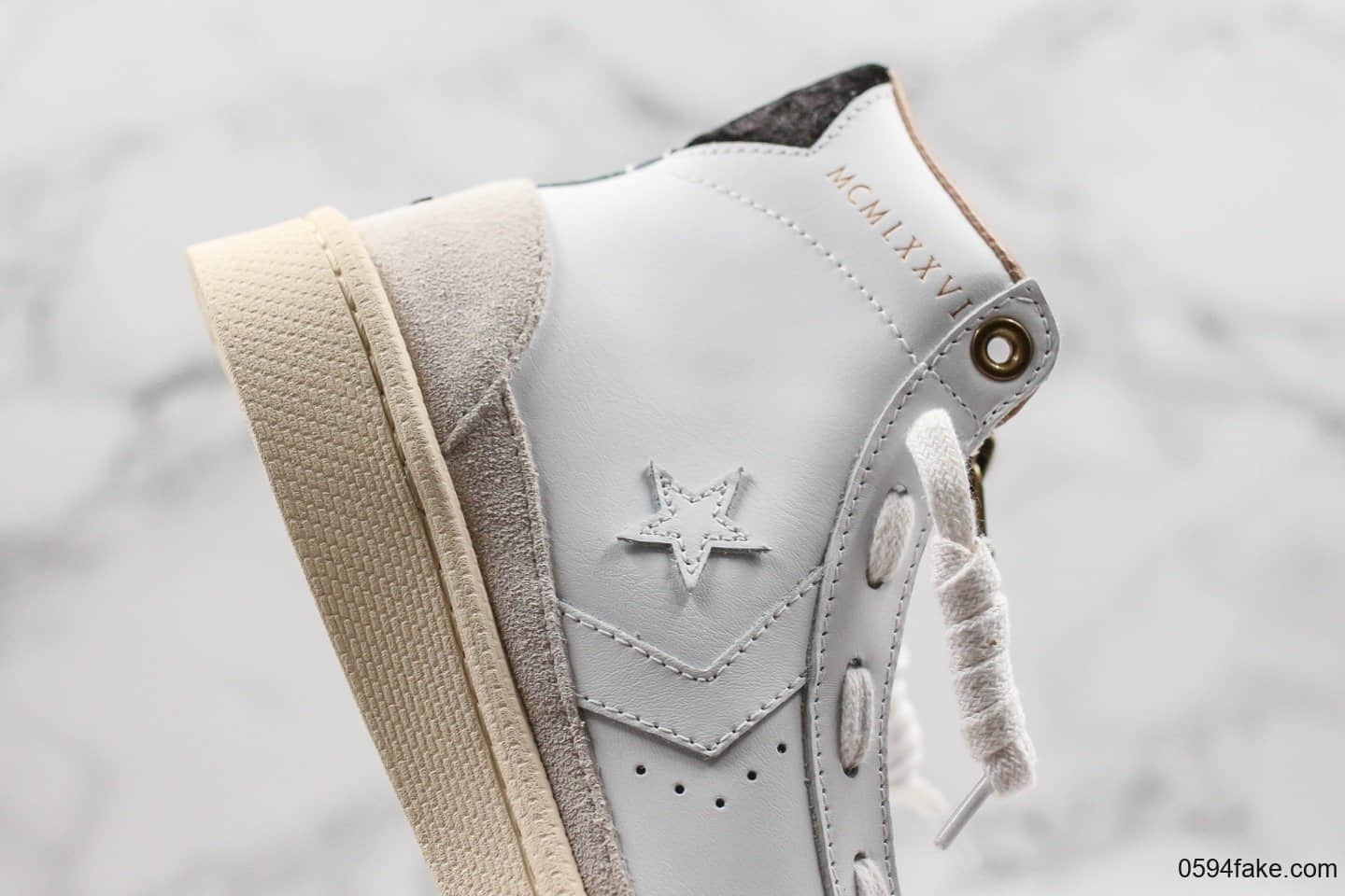 匡威Converse x Ibn Jasper Pro公司级版本联名伊本贾斯珀拉链高帮板鞋白色原盒原标 货号：1665744C