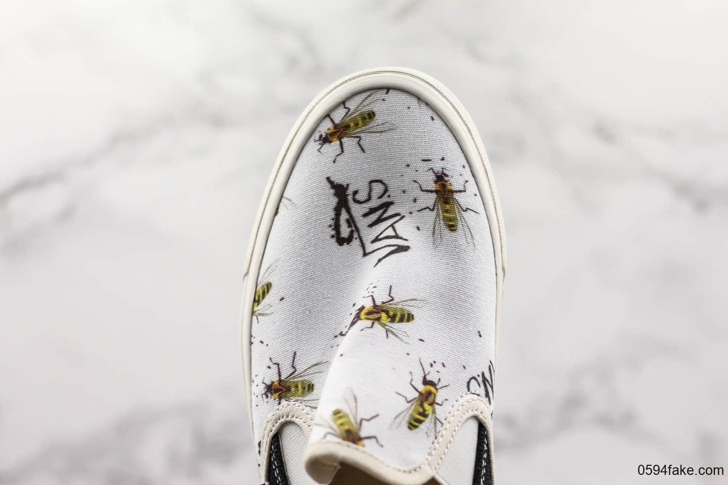 万斯Ralph Steadman x Vans Vault OG SlipOnLX公司级版本艺术家联名濒危动物图板鞋一脚蹬蜜蜂配色原厂硫化