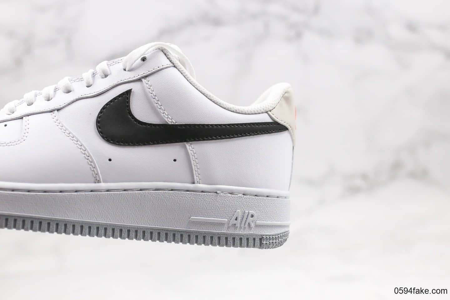 耐克Nike Air Force 1 Low纯原版本空军一号低帮玫瑰黑白配色原楦开发内置气垫 货号：CK0806-100