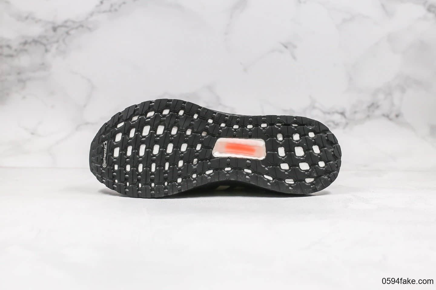 阿迪达斯Adidas UltraBoost 2020 Consortium纯原版本全新UB6.0黑金色爆米花跑鞋原厂巴斯夫鞋底原盒原标 货号：FV4322