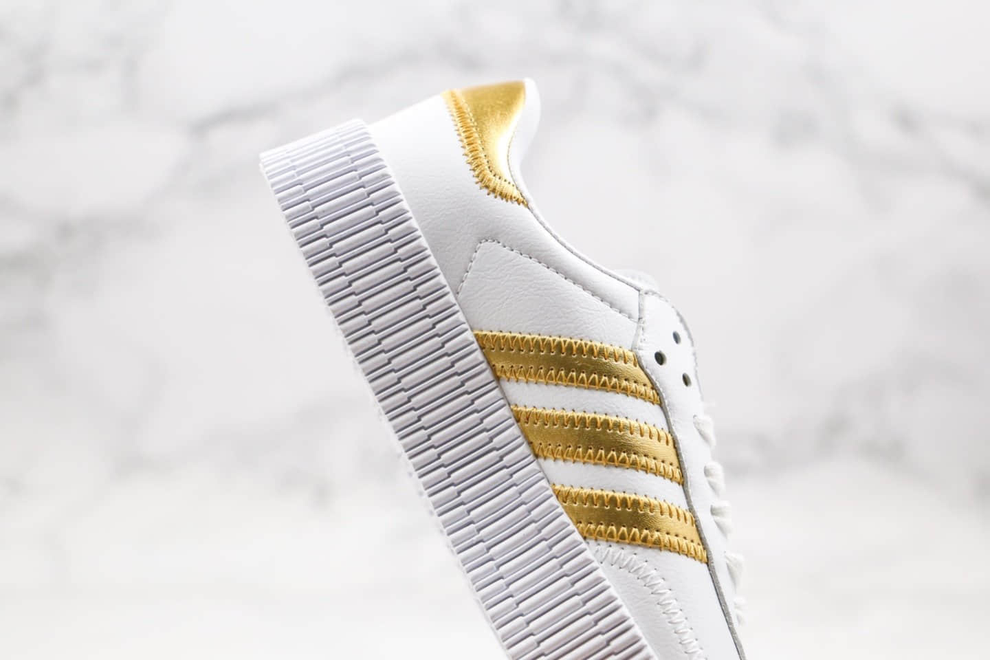 阿迪达斯Adidas Originals Samba Rose W纯原版本三叶草桑巴系列白金色松糕鞋原盒原标 货号：EE4681