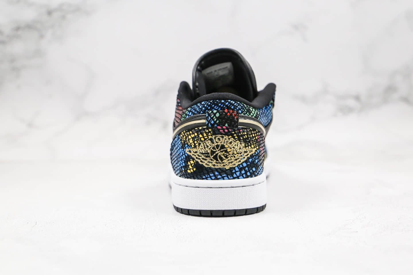 乔丹Air Jordan 1 Low BHM「Muiti-Colored Snakeskin」纯原版本低帮AJ1黑人月蛇鳞设计烫金飞翼多彩蛇纹皮革原鞋开模一比一打造 货号：CW5580-001