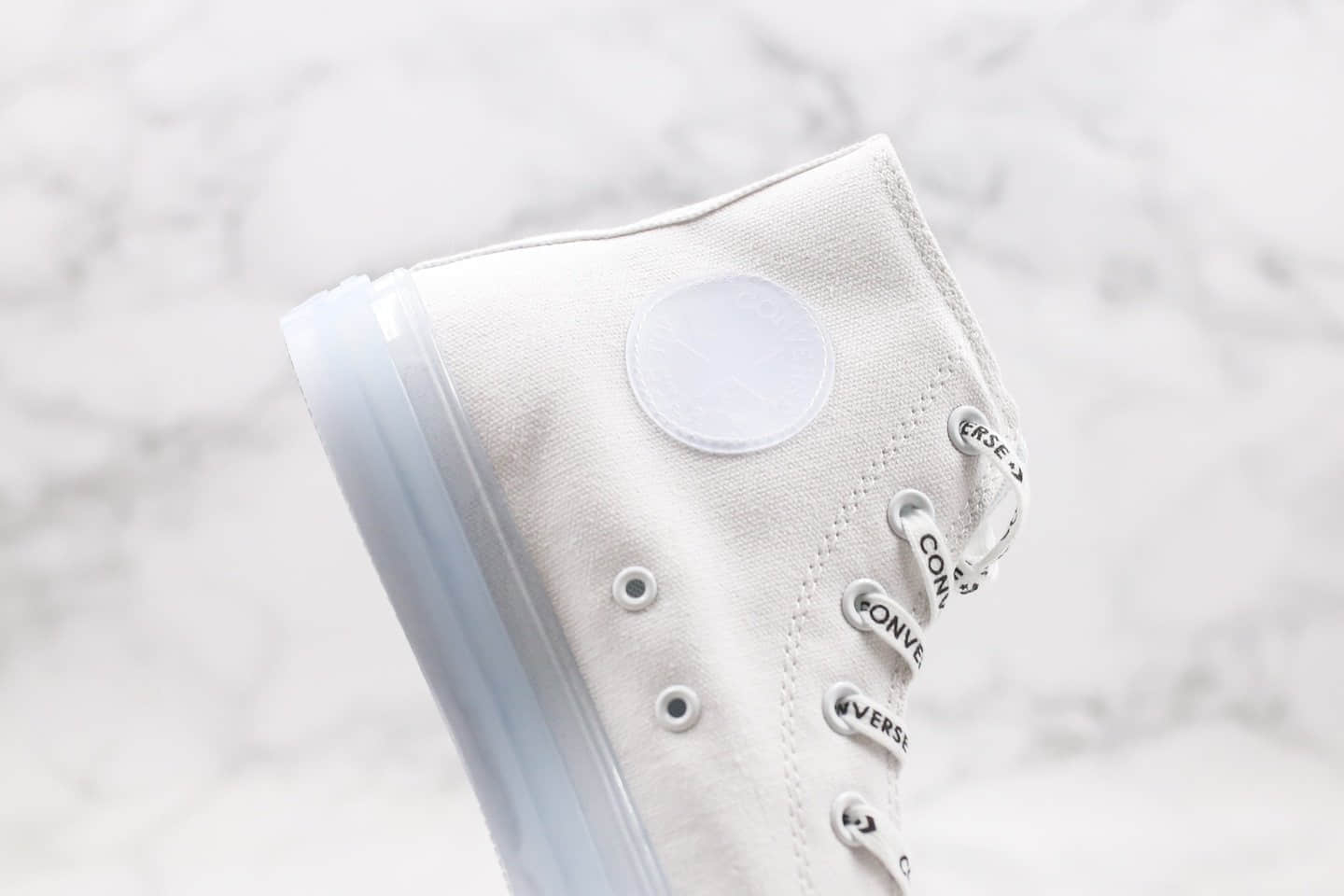 匡威Converse Chuck Taylor All Star公司级版本高帮果冻底白色帆布鞋原楦头纸板打造 货号：168115C