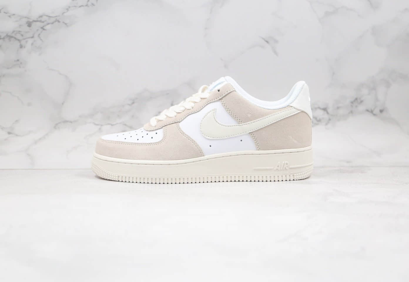 耐克Nike Air Force 1 Low纯原版本低帮空军一号米白灰色内置气垫原盒原标正确鞋面材质 货号：CW7584-100