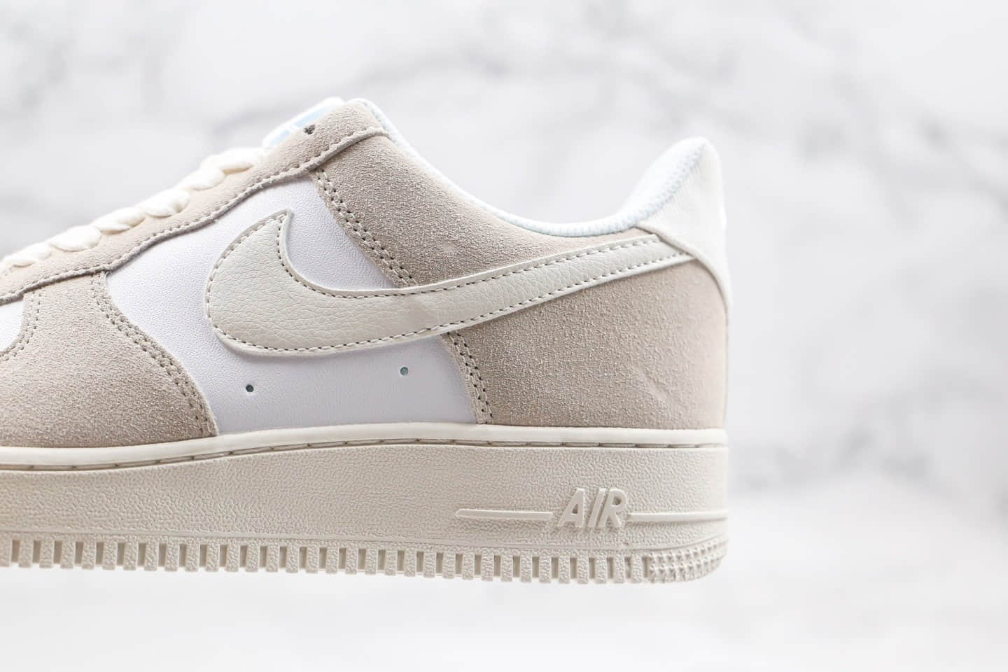 耐克Nike Air Force 1 Low纯原版本低帮空军一号米白灰色内置气垫原盒原标正确鞋面材质 货号：CW7584-100