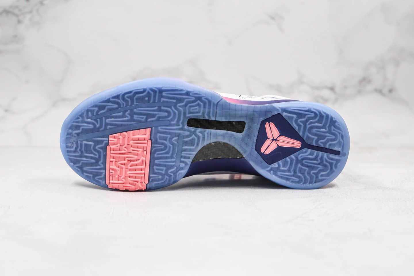 耐克NIKE ZOOM KOBE 5 PROTRO纯原版本科比5代篮球鞋白粉紫色签名款内置气垫真碳板支持实战 货号：CD4991-600