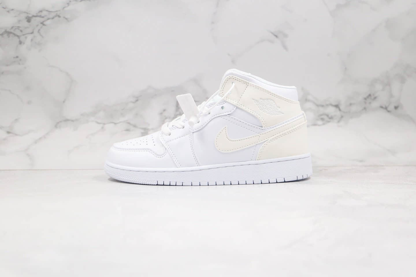 乔丹Air Jordan 1 mid纯原版本中帮AJ1柠檬白原盒原标原档案数据开发 货号：BQ6472-112