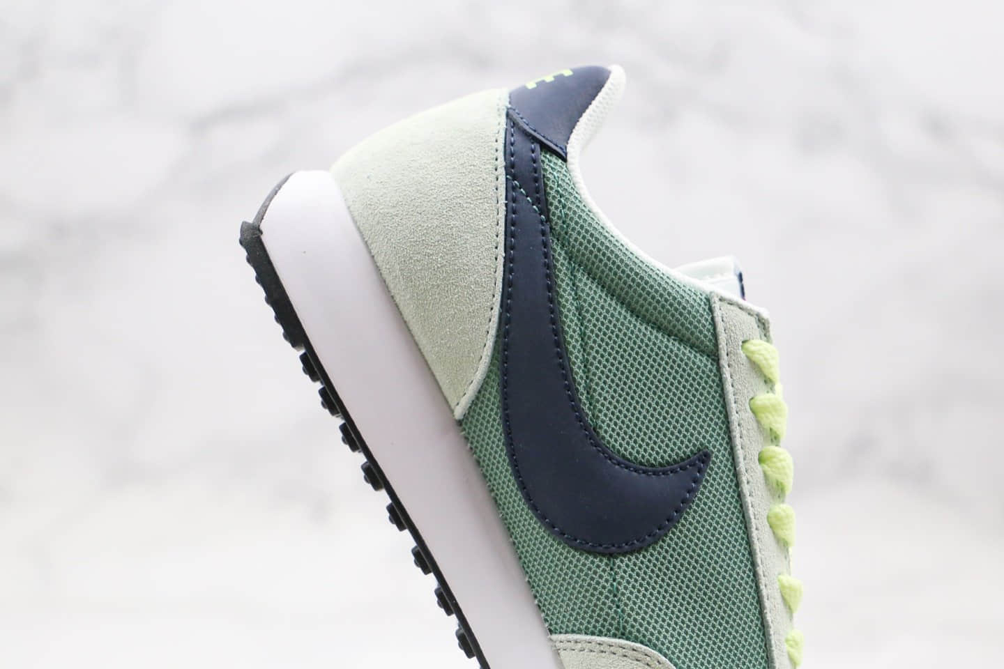 耐克Nike Daybreak SP纯原版本华夫系列跑鞋鸳鸯绿色正确鞋面卡色原厂组合鞋底 货号：CQ6358-300