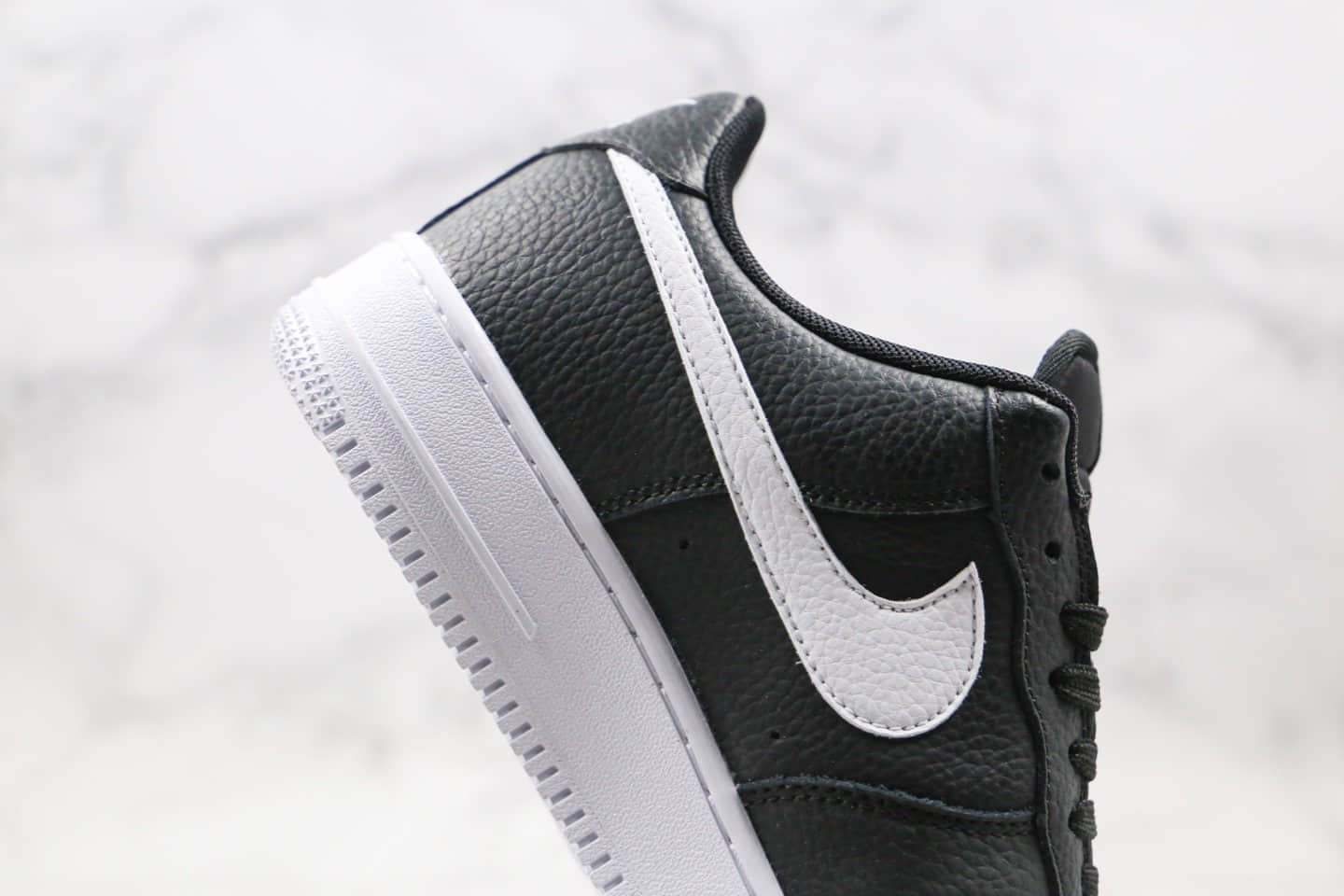 耐克Nike Air Force 1 Low 07 PRM Zip Swoosh纯原版本低帮空军一号黑色镭射钩换钩内置气垫配件齐全 货号：CW6558-001