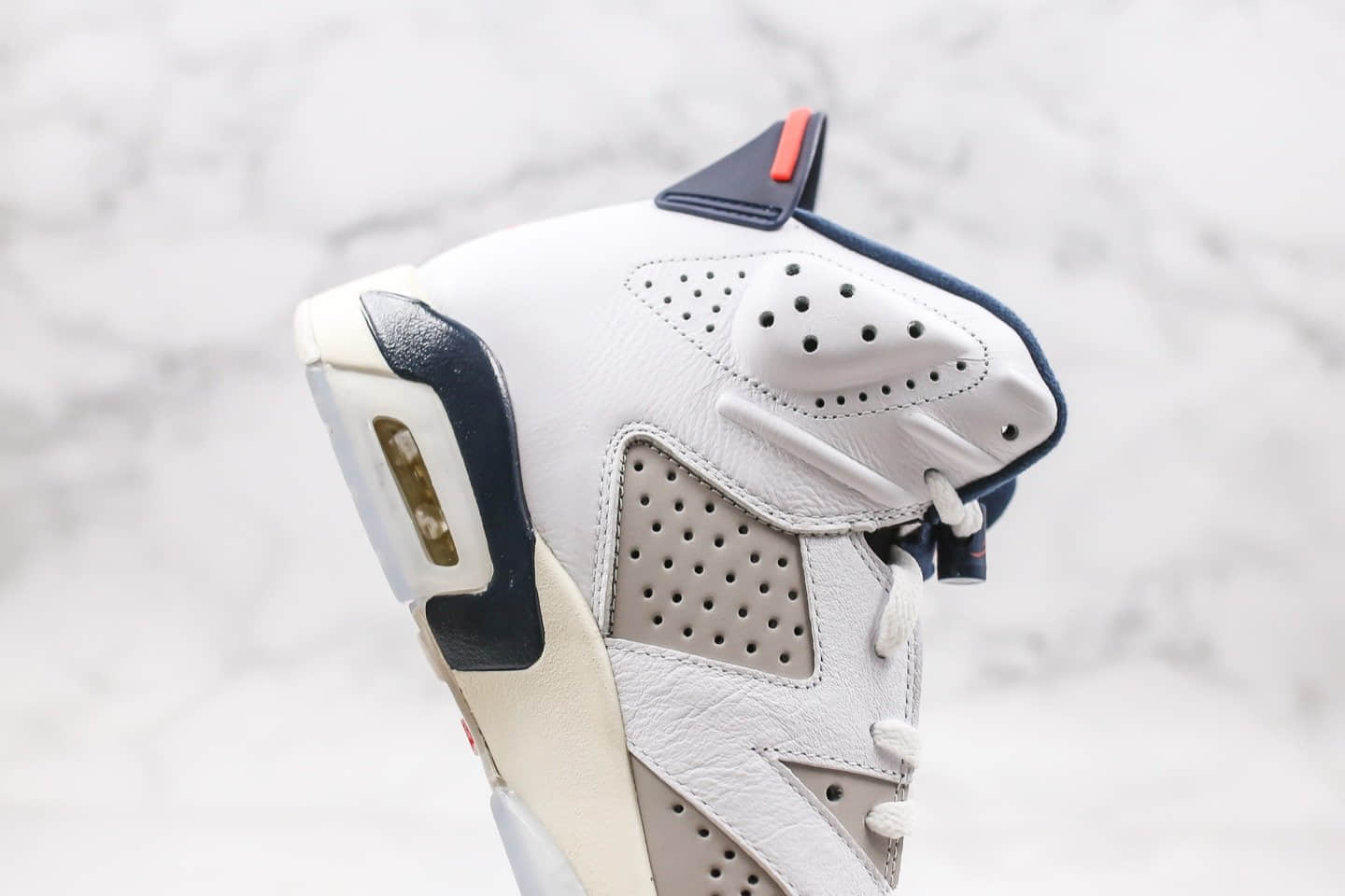 乔丹Air Jordan 6 Retro纯原版本手稿灰白红配色AJ6进口头层皮料正确后跟定型 货号：384664-104