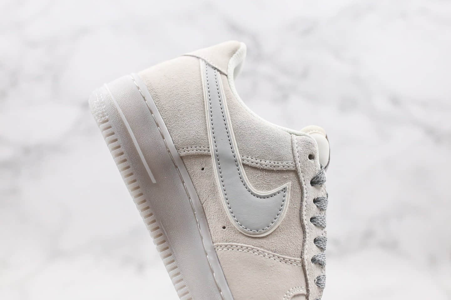 耐克Nike Air Force1 Low '07纯原版本低帮空军一号果冻底浅灰色3M反光满天星内置全掌气垫 货号：315122-002