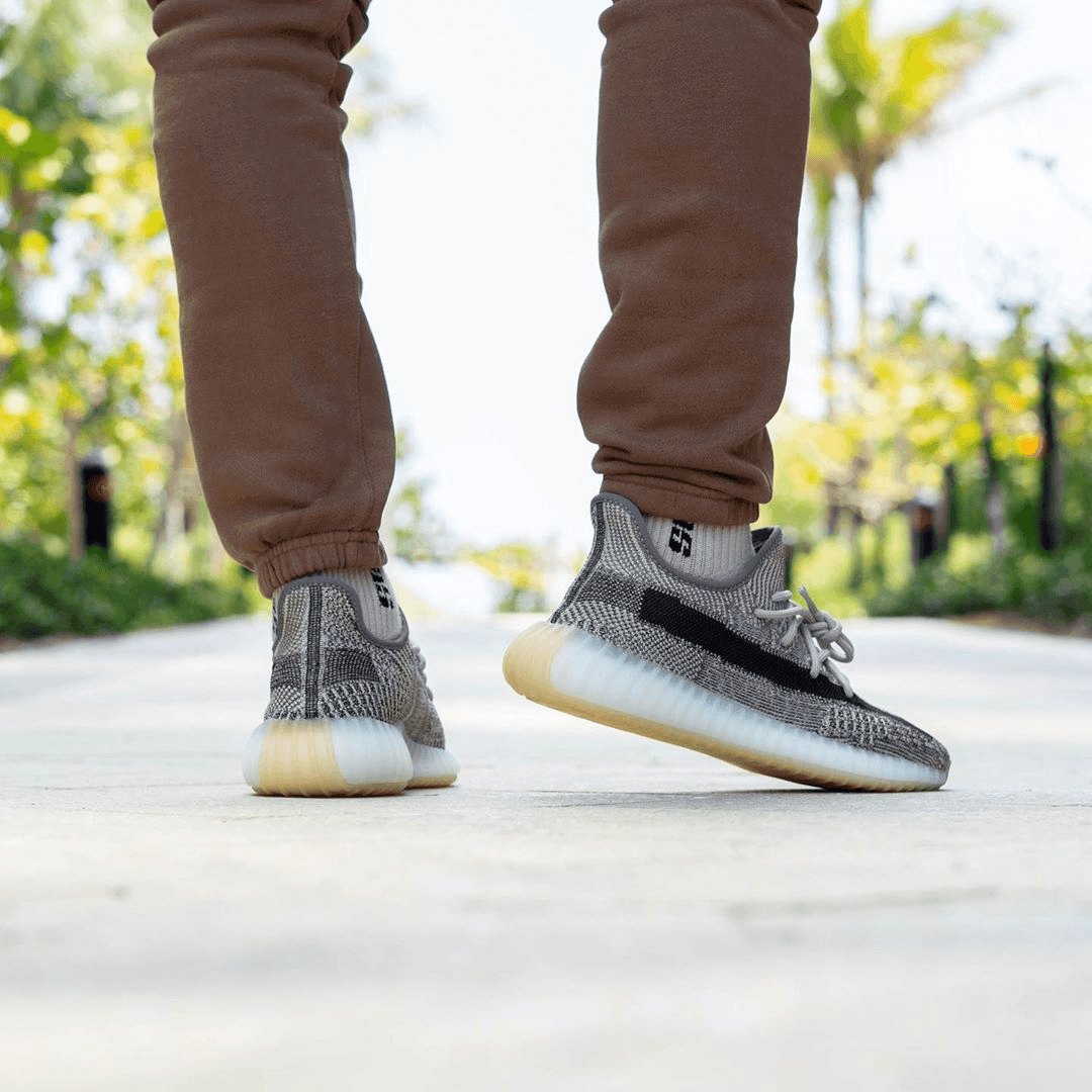 阿迪达斯Yeezy 350 V2“Zyon”释出发售日期！下月月底发售！ 货号：FZ1267