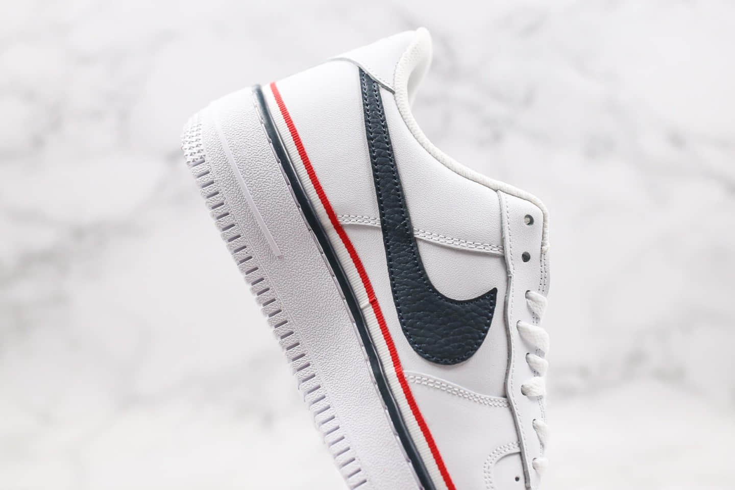 耐克Nike Air Force 1 Low纯原版本低帮空军一号黑白红色拼接缎带配色内置气垫原材料一比一打造 货号：CJ1377-100