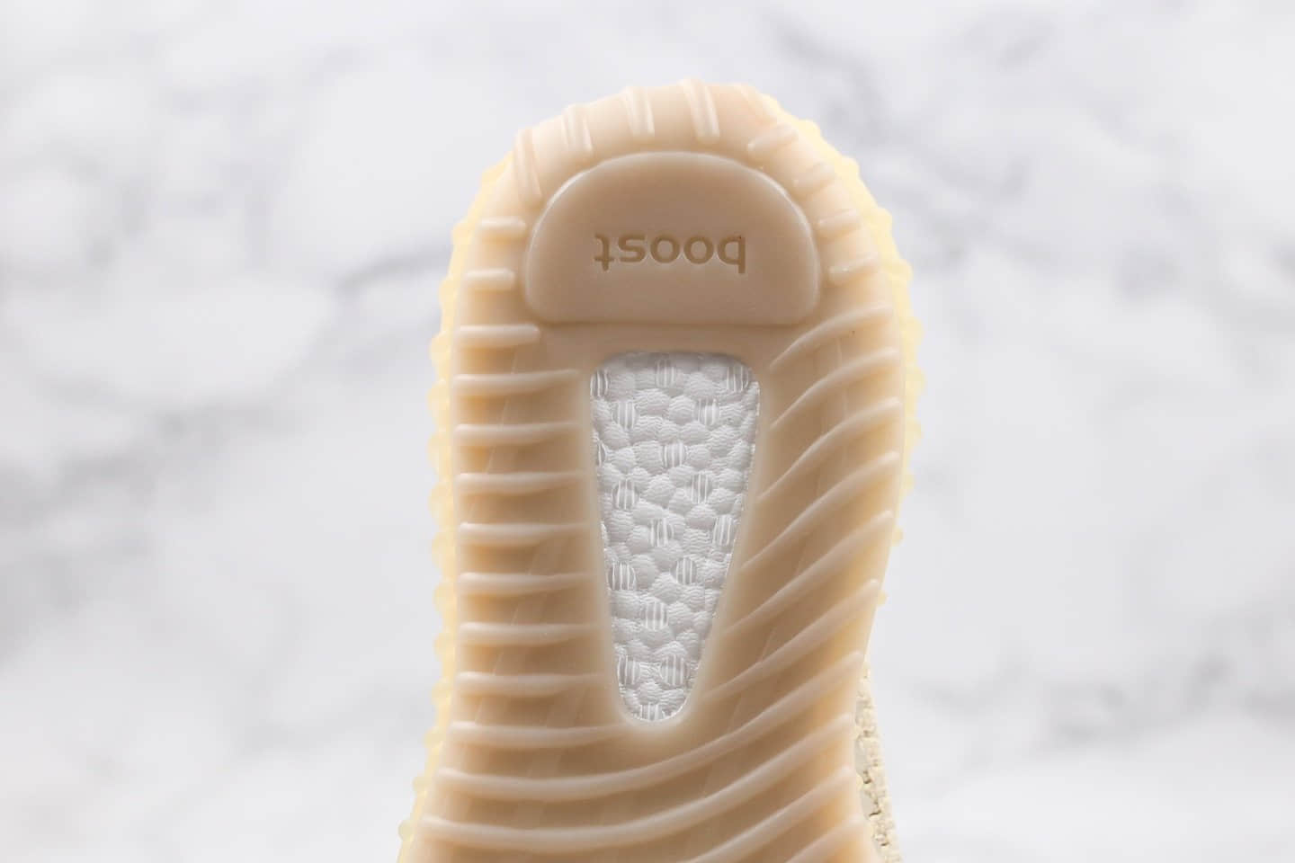 阿迪达斯Adidas Yeezy Boost 350V2公司级版本椰子350V2新亚洲限定丁黄配色内置真爆米花颗粒中底 货号：FX9028