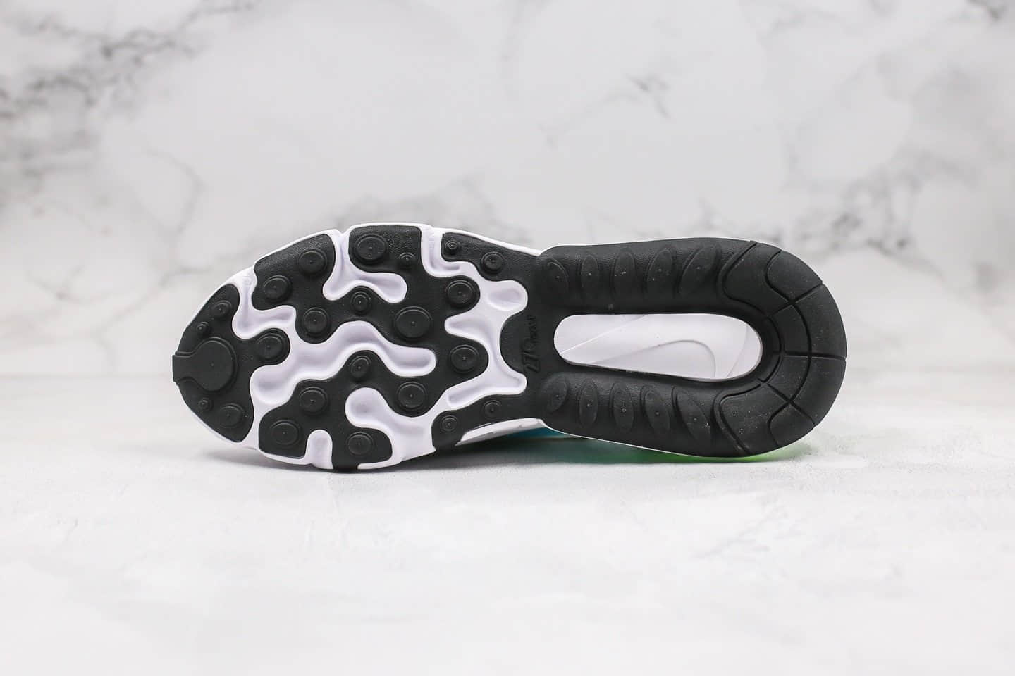 耐克Nike Air Max 270 React纯原版本气垫慢跑鞋Max270白蓝绿色清爽蓝珊瑚黑内置真小潘气垫缓震 货号：CT1265-300