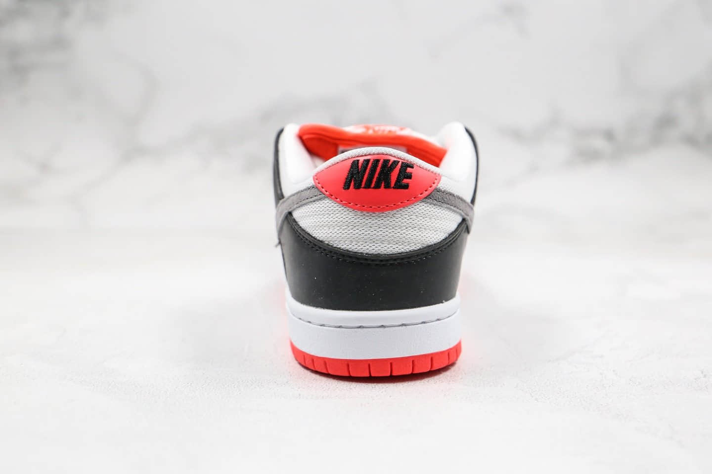 耐克Nike Dunk SB Low Pro ISO纯原版本低帮DUNK板鞋灰黑红色红外线配色内置Zoom气垫原鞋一比一开模打造 货号：CD2563-004