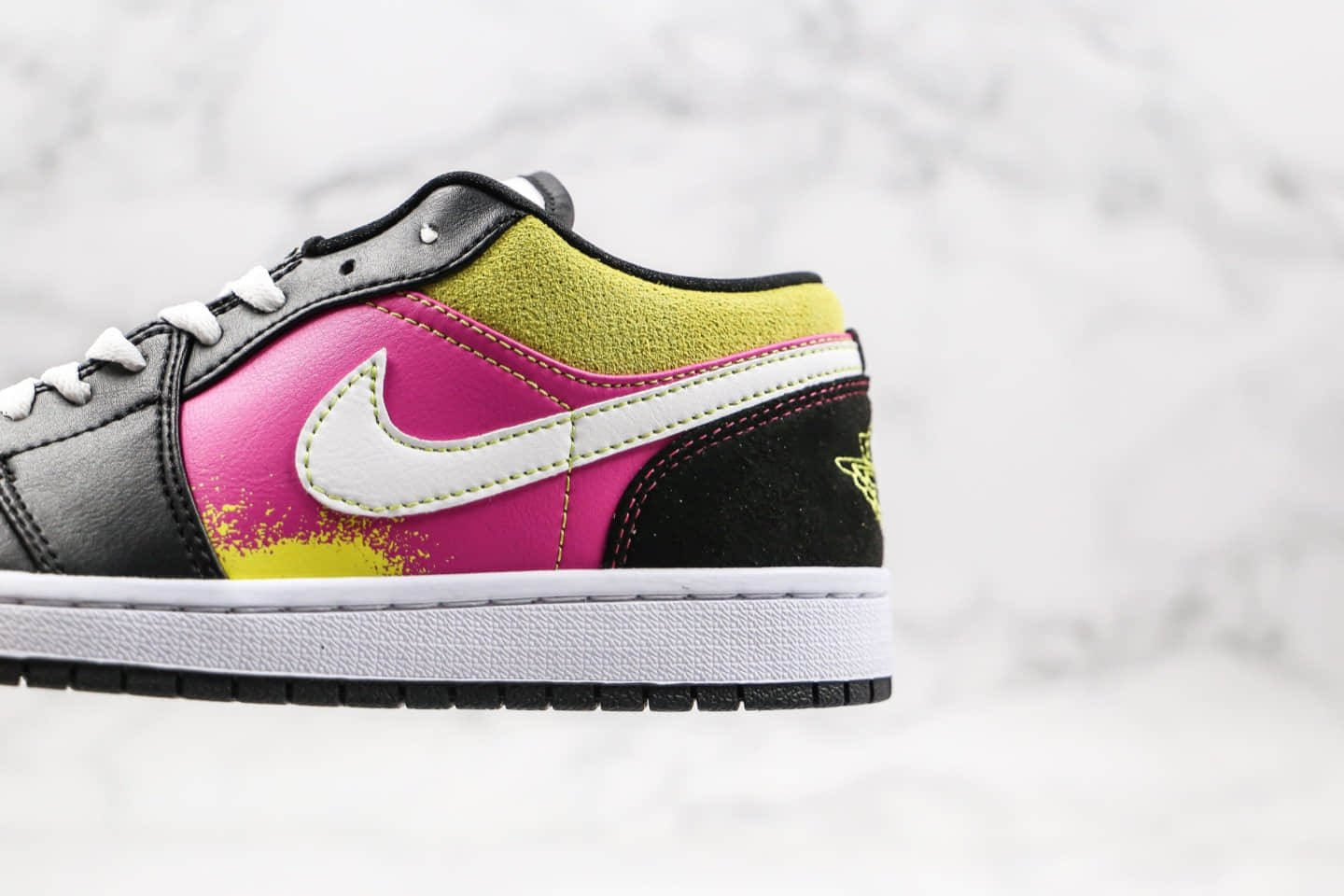 乔丹Air Jordan 1 Low纯原版本低帮AJ1黑芥末黄配色正确头层皮革鞋面原厂后跟定型 货号：CW5564-001