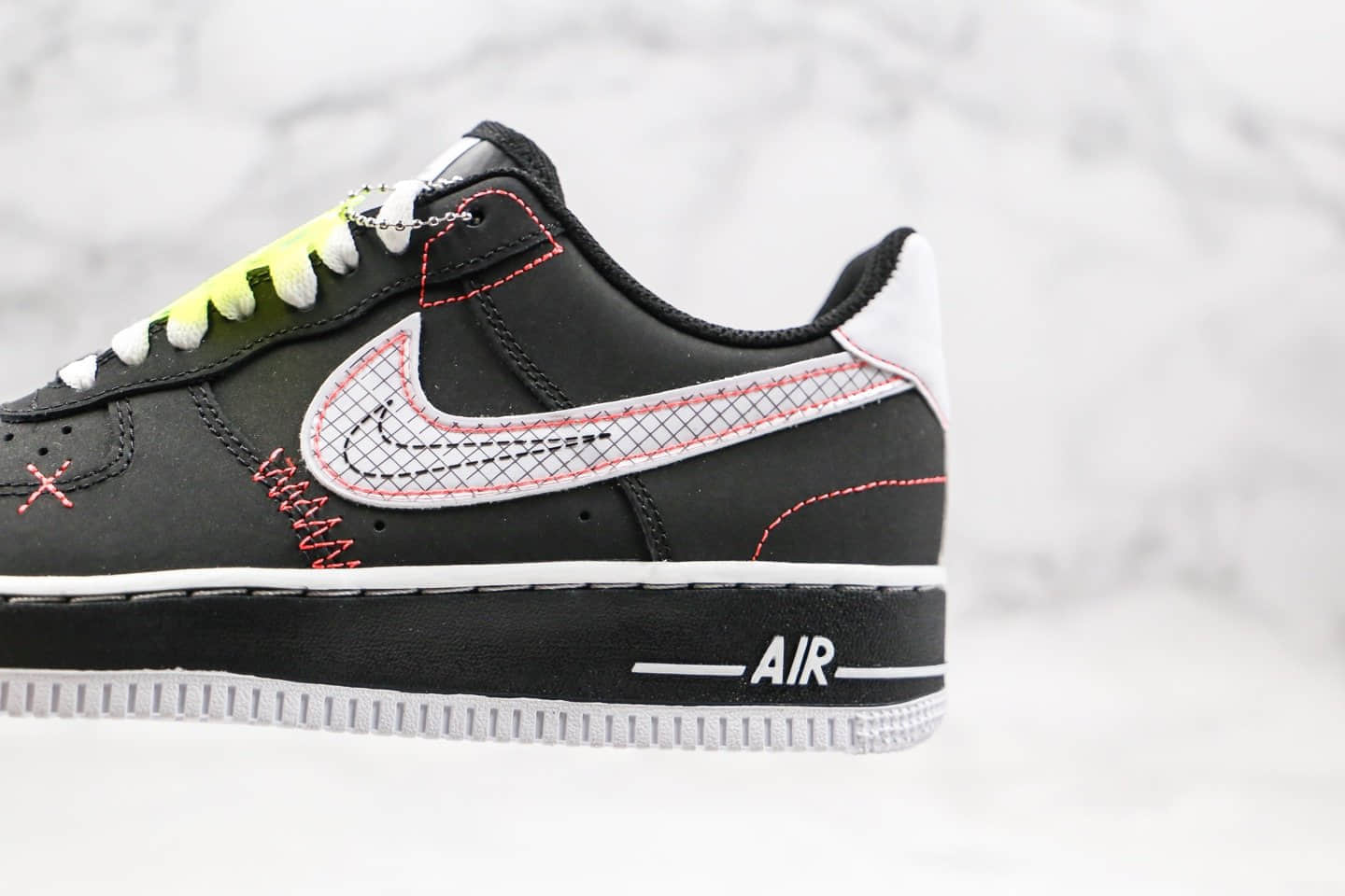 耐克Nike Air Force 1'07 Paranoise纯原版本低帮空军一号权志龙二代黑红手稿配色内置气垫原鞋开发 货号：CU6646-001