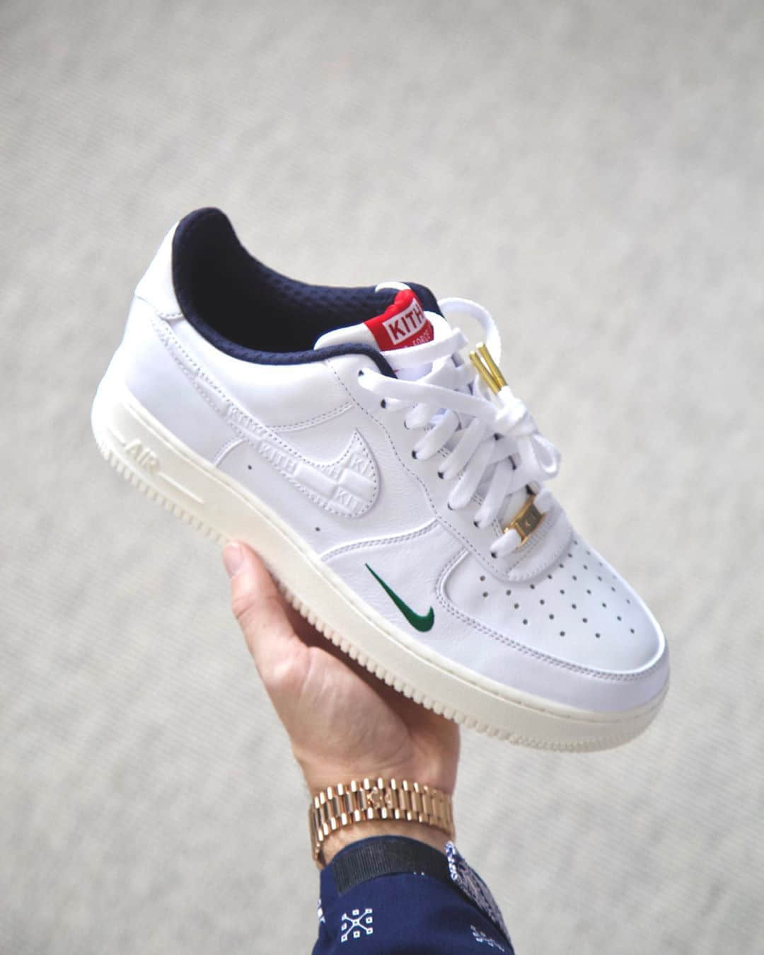 Kith x Nike AF1 Low实物细节图曝光！简约百搭！