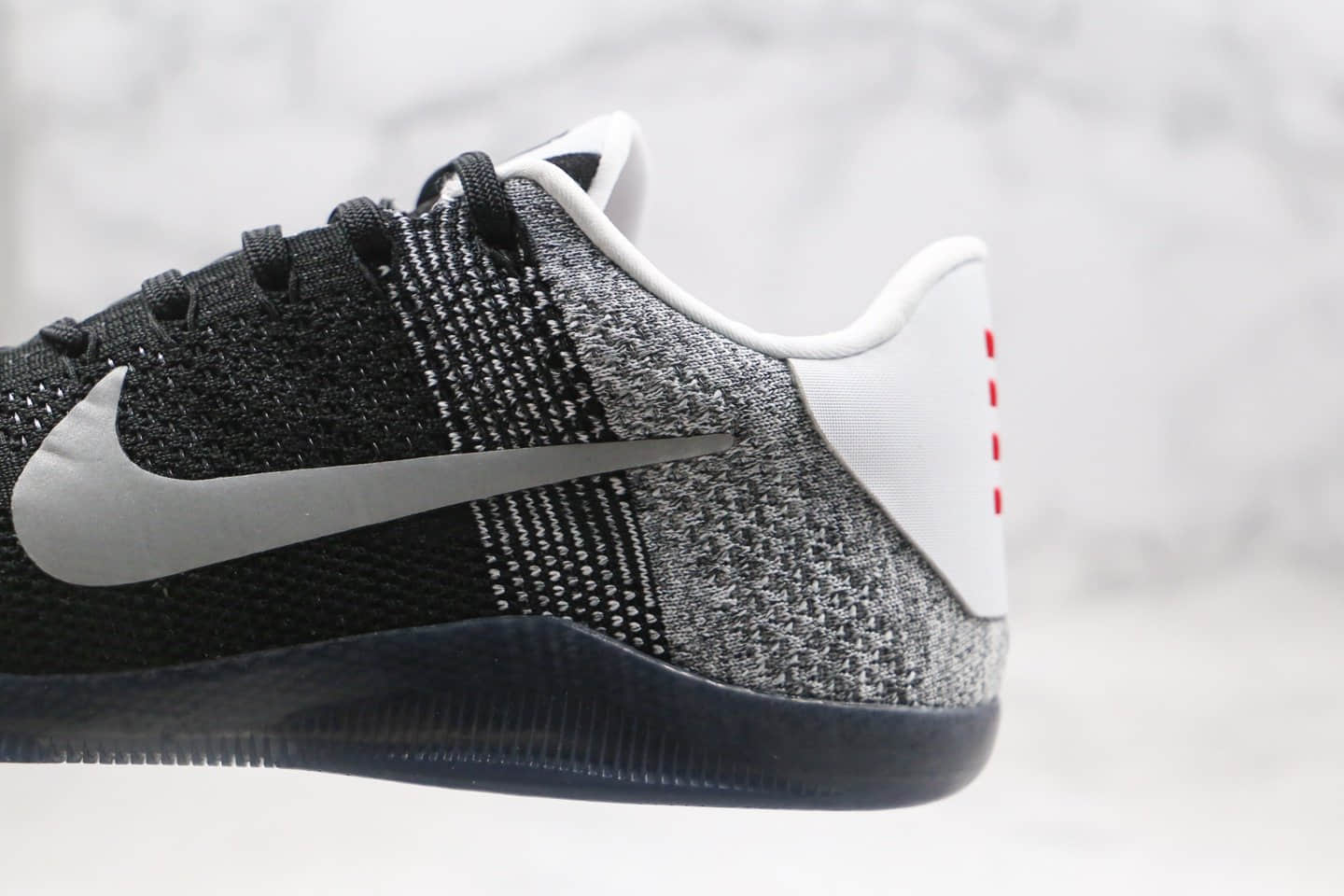 耐克Nike Kobe 11 Elite Low纯原版本科比11代编织篮球鞋灰黑色内置Zoom气垫原盒原标 货号：822675-105
