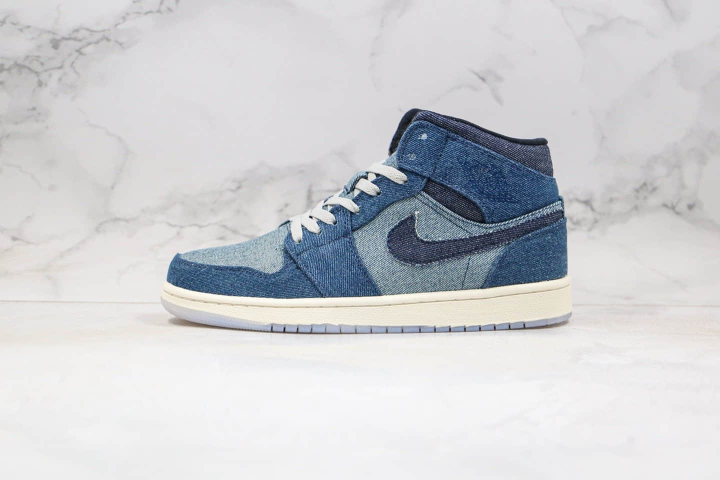 乔丹Air Jordan 1 Mid公司级版本中帮AJ1水洗牛仔蓝色市面最高工艺 货号：852542-009