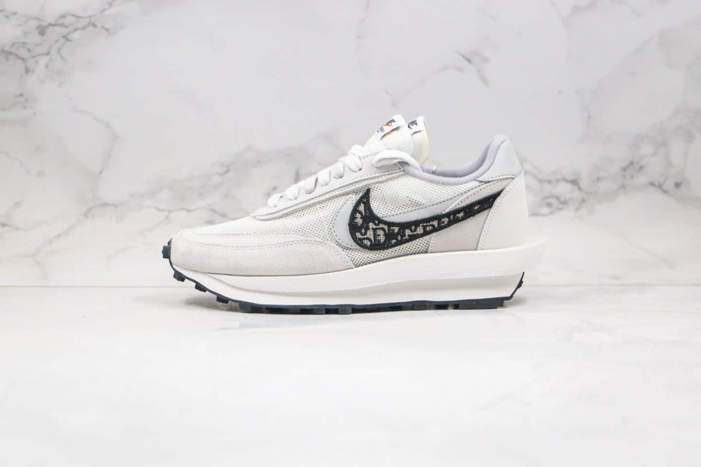 耐克Sacai x Dior x Nike LVD Waffle Daybreak公司级版本迪奥联名华夫跑鞋灰黑色原材打造区别市面通货 货号：CN8898-002