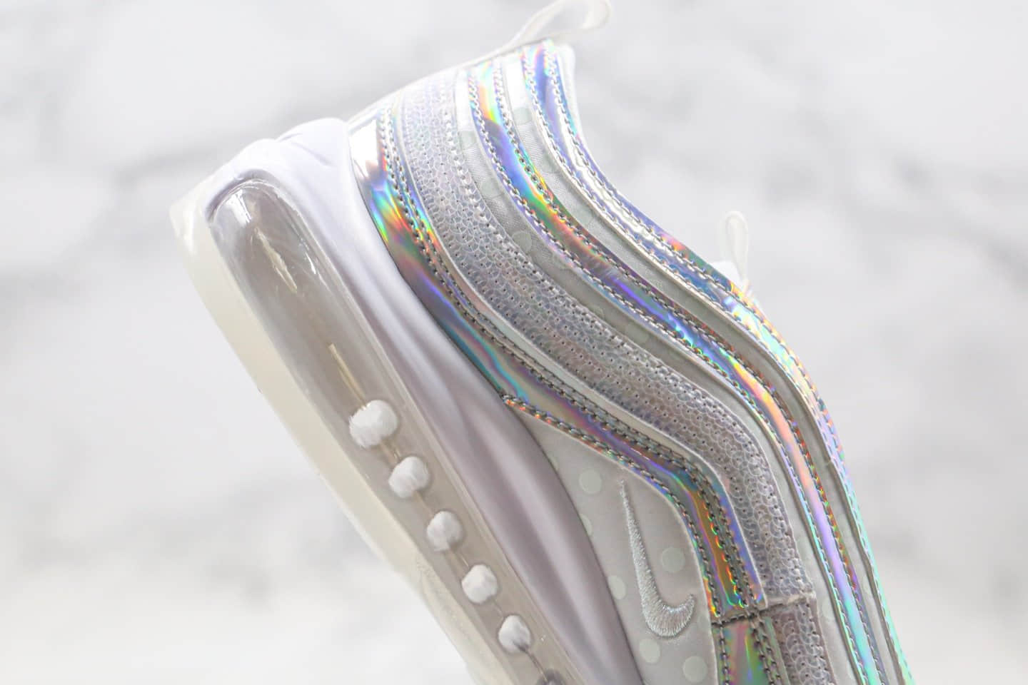 耐克Nike Air Max 97 Opalescent纯原版本子弹头气垫鞋珍珠炫彩配色内置全掌气垫正确鞋面卡色 货号：CU8872-196