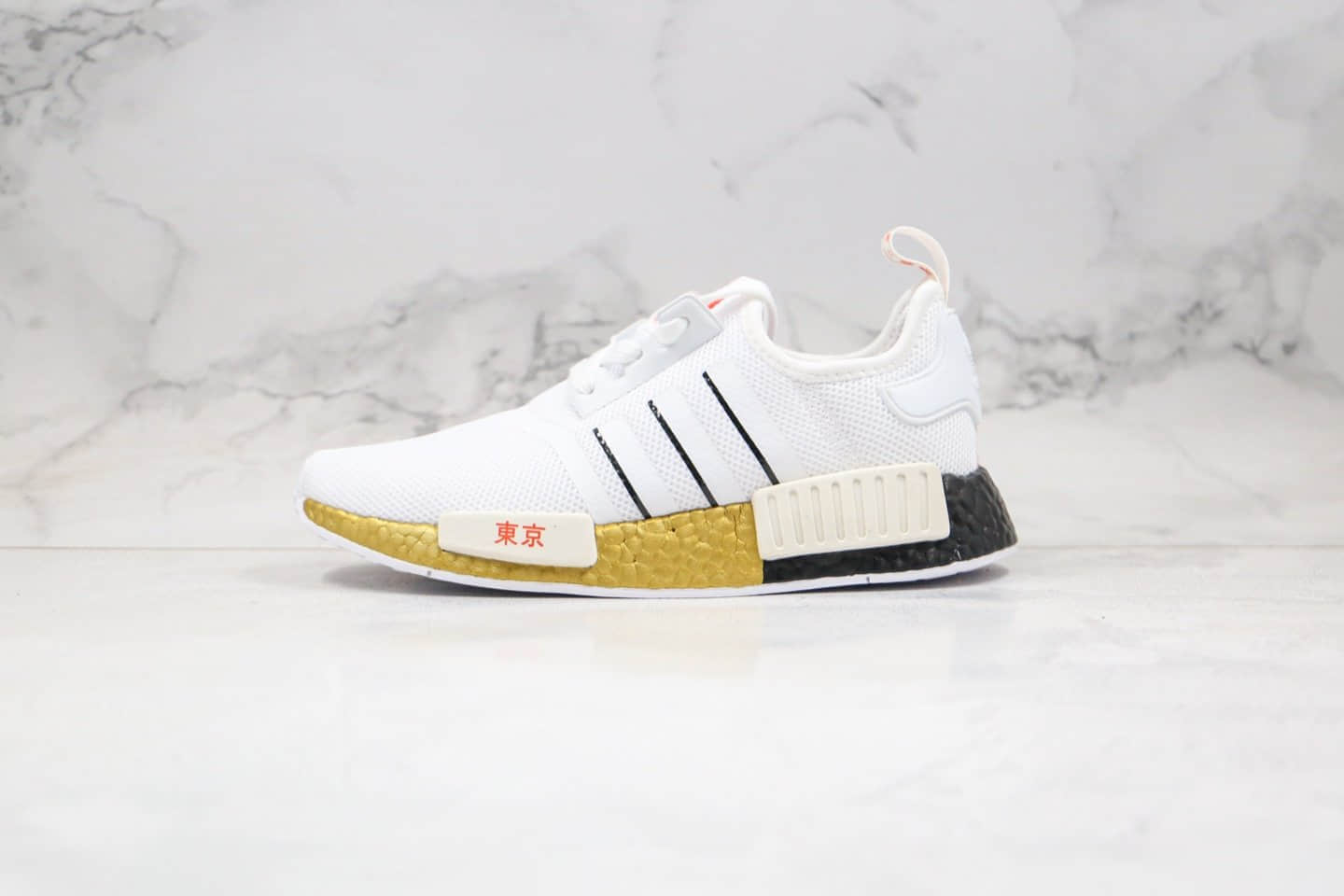 阿迪达斯Adidas Nmd R1纯原版本爆米花跑鞋白黑金色日本东京限定原盒配件原楦头纸板打造 货号：FY1159