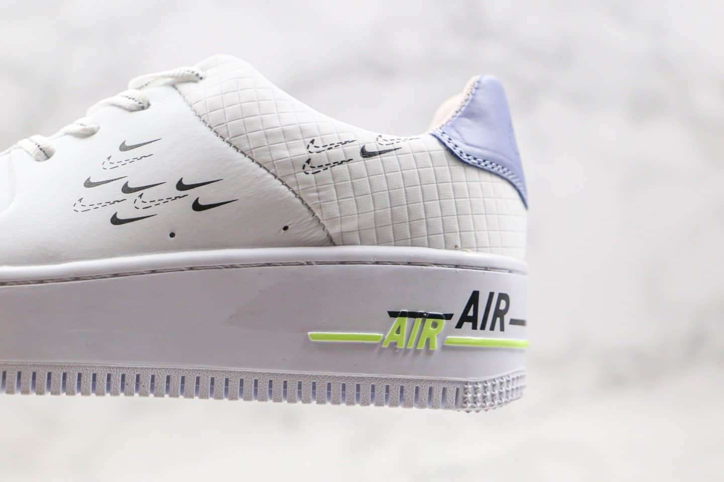 耐克Nike Air Force 1 Sage纯原版本空军一号复活节厚底白紫色mini Logo原鞋开模一比一打造 货号：CU4770-100