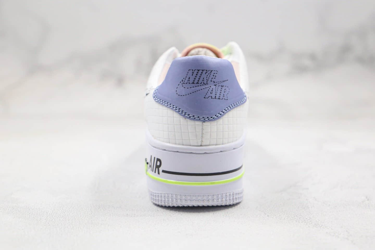 耐克Nike Air Force 1 Sage纯原版本空军一号复活节厚底白紫色mini Logo原鞋开模一比一打造 货号：CU4770-100