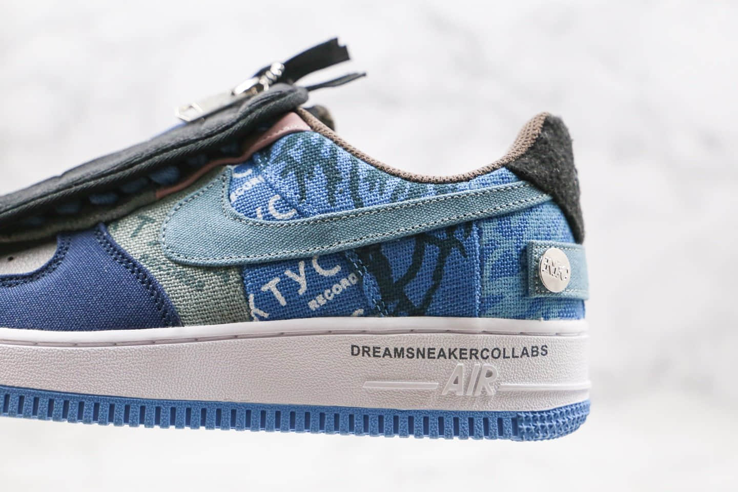 耐克Travis Scott x Nike Air Force 1 Low公司级版本低帮TS鬼脸联名款空军一号蓝色内置气垫原盒原标 货号：CN2405-800