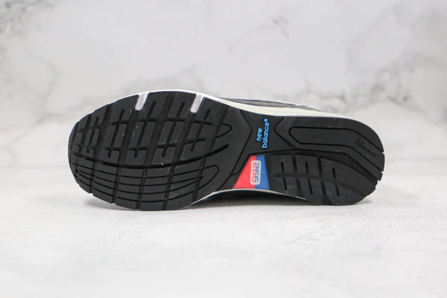 新百伦New Balance Made in USA纯原版本美产血统NB992灰蓝色复古慢跑鞋正确鞋面卡色 货号：W992RF