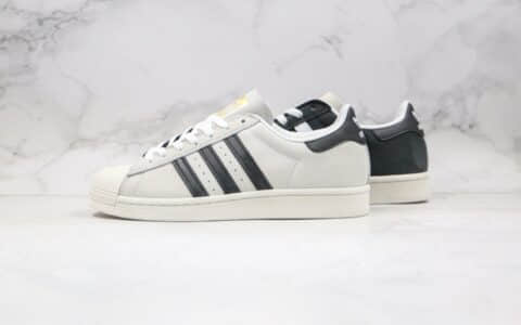 阿迪达斯Adidas Superstar Originals纯原版本三叶草贝壳头五十周年黑白阴阳灰黑白色原盒原标原楦头纸板打造 货号：FV0323