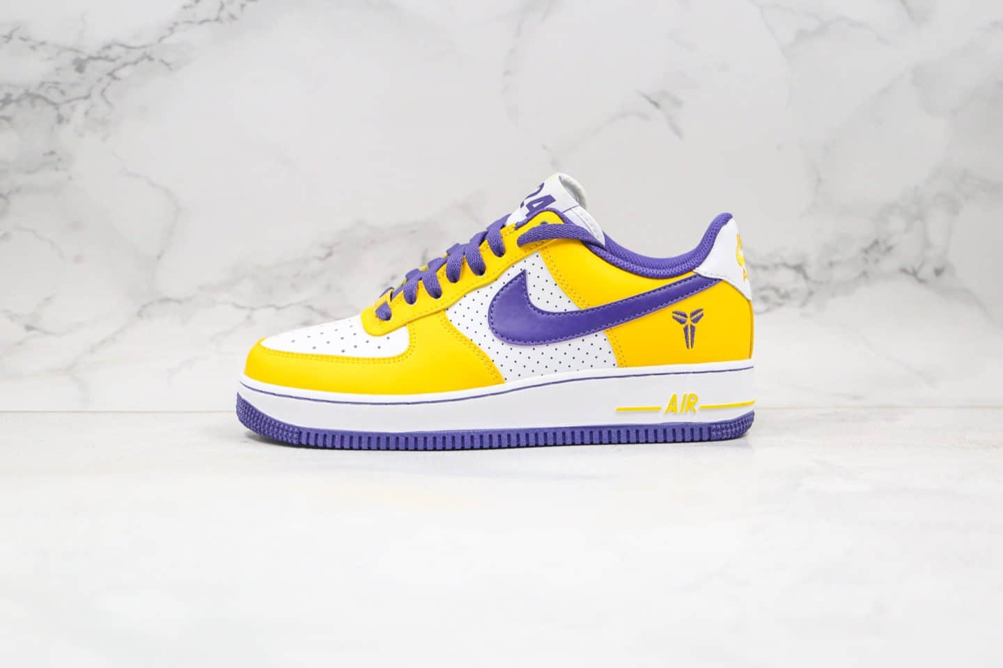 耐克Nike Air Force 1 x Kobe纯原版本科比联名纪念款低帮空军一号黄绿色内置气垫原盒配件 货号：314192-151