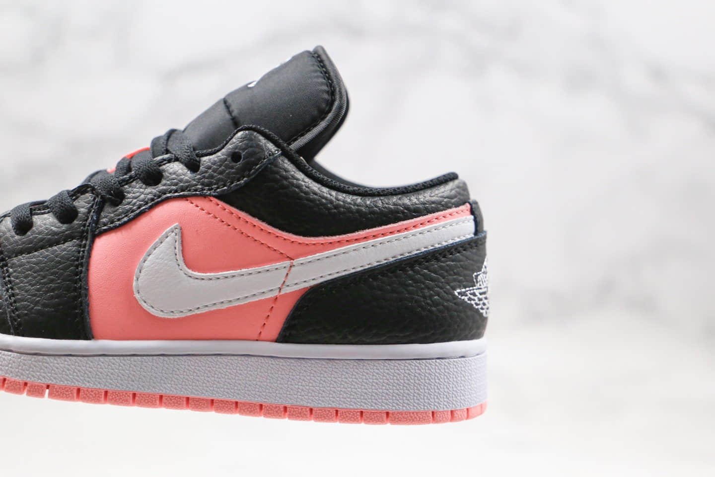 乔丹Air Jordan 1 Low GSDark Smoke Grey White-Pink Quartz纯原版本低帮AJ1黑粉色石英粉配色原楦头纸板打造 货号：554723-016