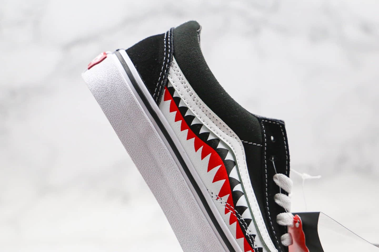 万斯Vans BATHING APE 2020公司级版本春夏新款猿人将军鲨鱼图案配色原厂硫化大底内置钢印