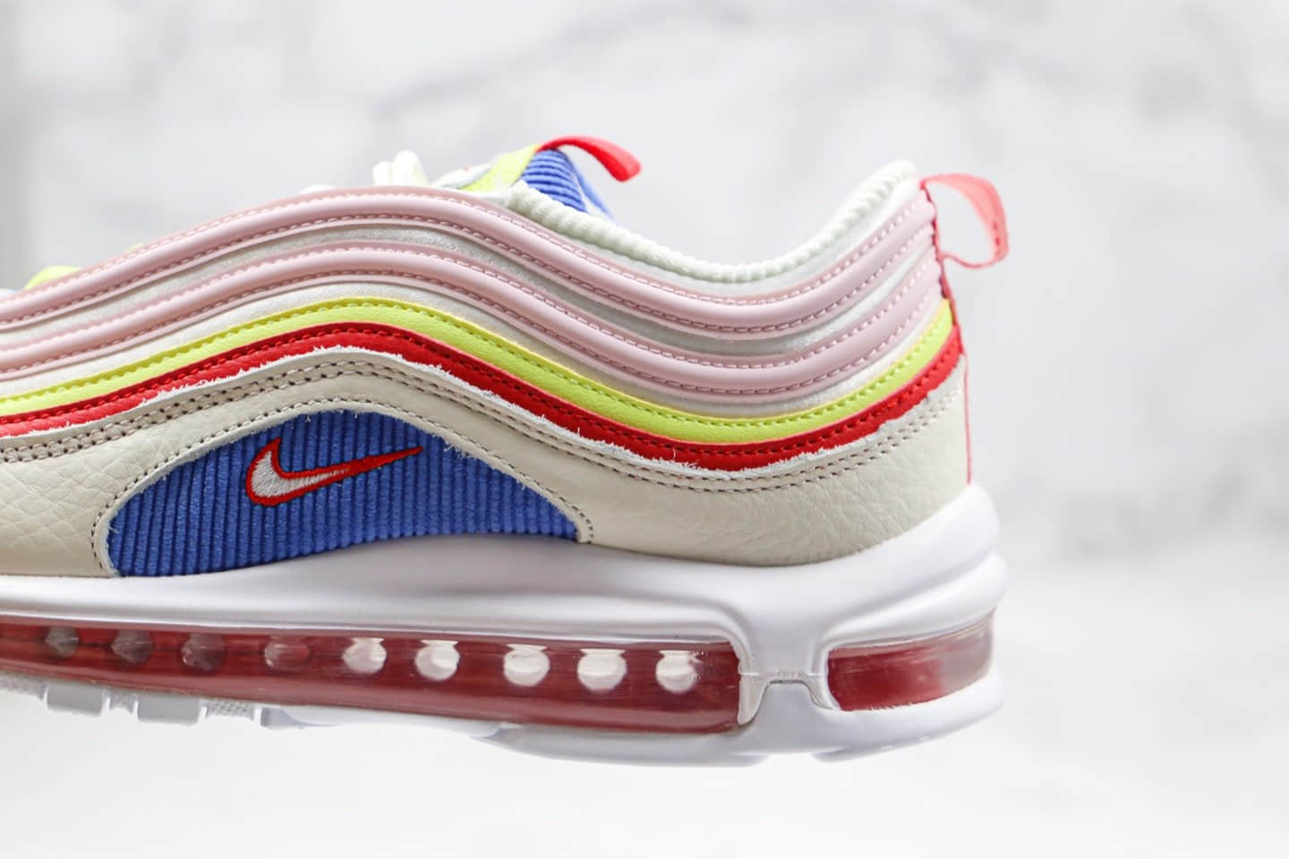 耐克Nike Air Max 97纯原版本子弹头气垫鞋糖果马卡龙配色内置真小潘气垫原盒原标 货号：AQ4137-101