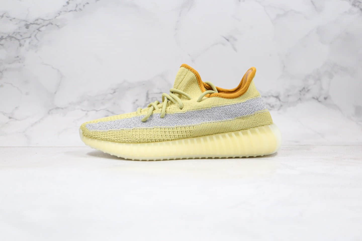 阿迪达斯Adidas Yeezy 350 Boost V2 Desert Sage纯原版本椰子350V2丁黄侧透满天星原厂巴斯夫爆米花大底 货号：FX9034