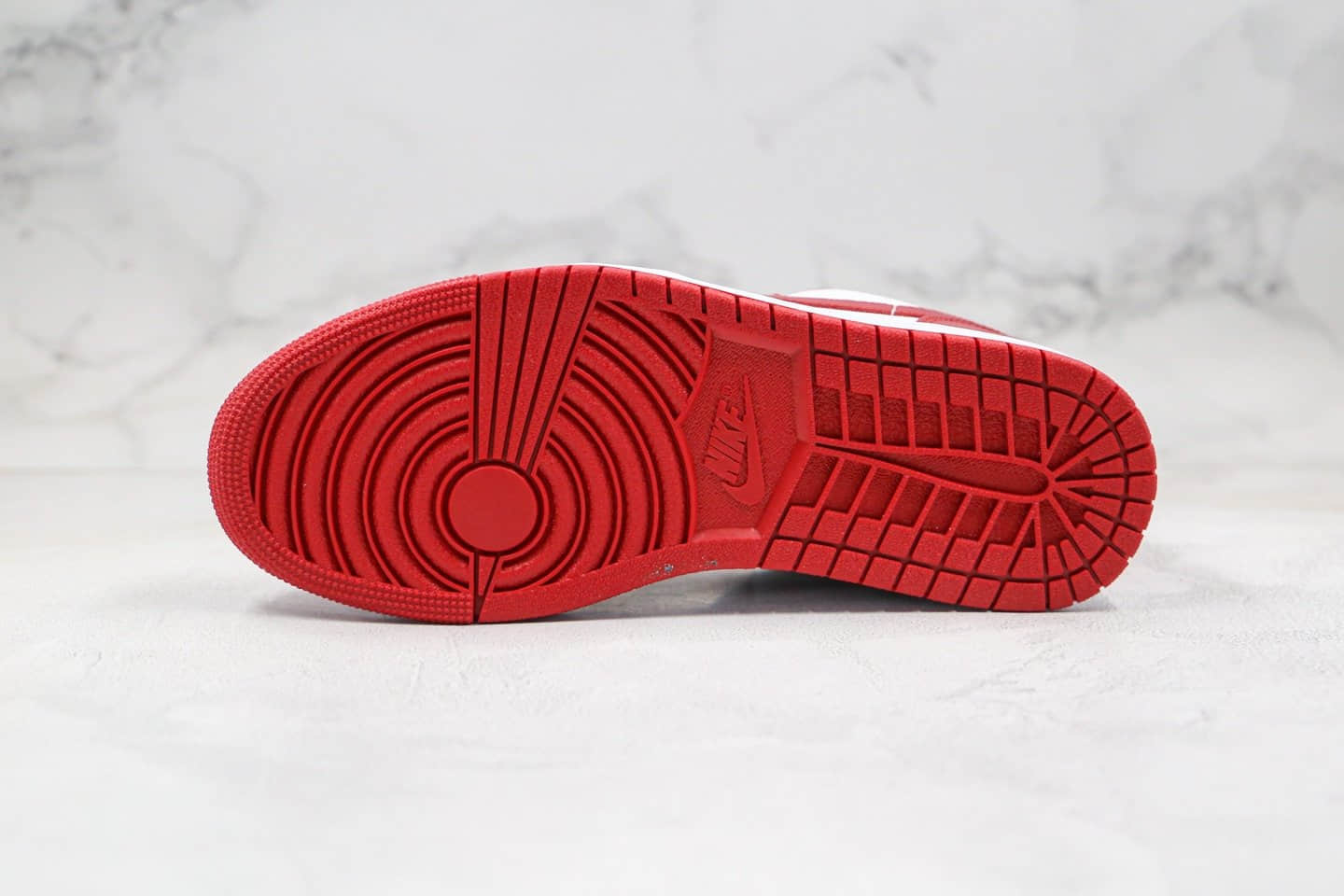 乔丹Air Jordan 1 Low Gym Red纯原版本低帮AJ1体育红白色内置气垫模块原厂头层皮革鞋面 货号：553558-611