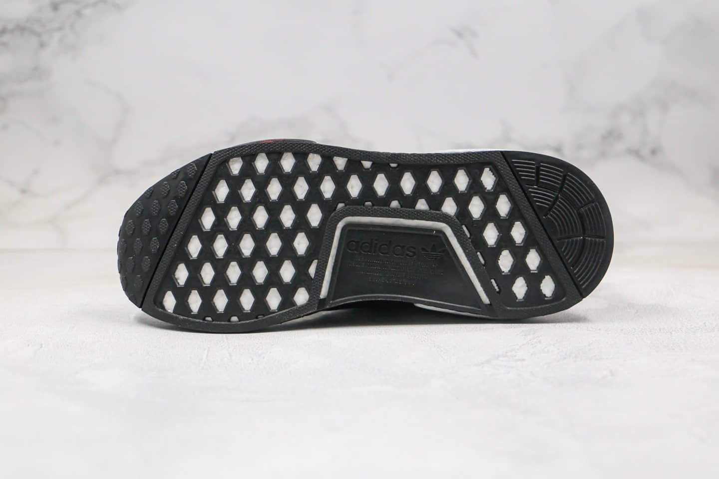 阿迪达斯Adidas NMD R1纯原版本黑银色撞色爆米花跑鞋原盒原标原档案数据开发 货号：Q47261