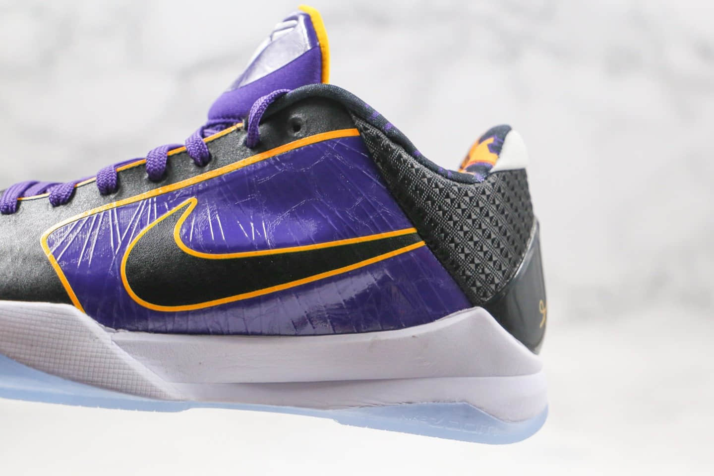 耐克Nike Kobe 5 Protro Lakers纯原版本科比5代湖人紫色配色内置纤维碳板真气垫加持支持实战 货号：CD4991-500