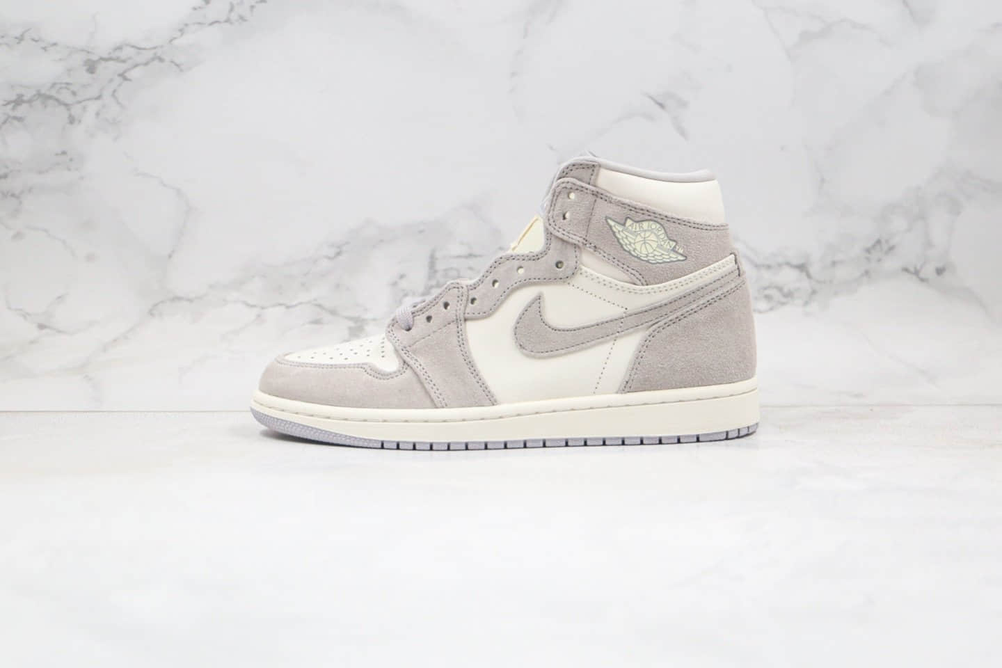 乔丹Air Jordan 1纯原版本高帮AJ1香芋灰色麂皮原厂鞋面材质正确后跟定型 货号：AH7389-101