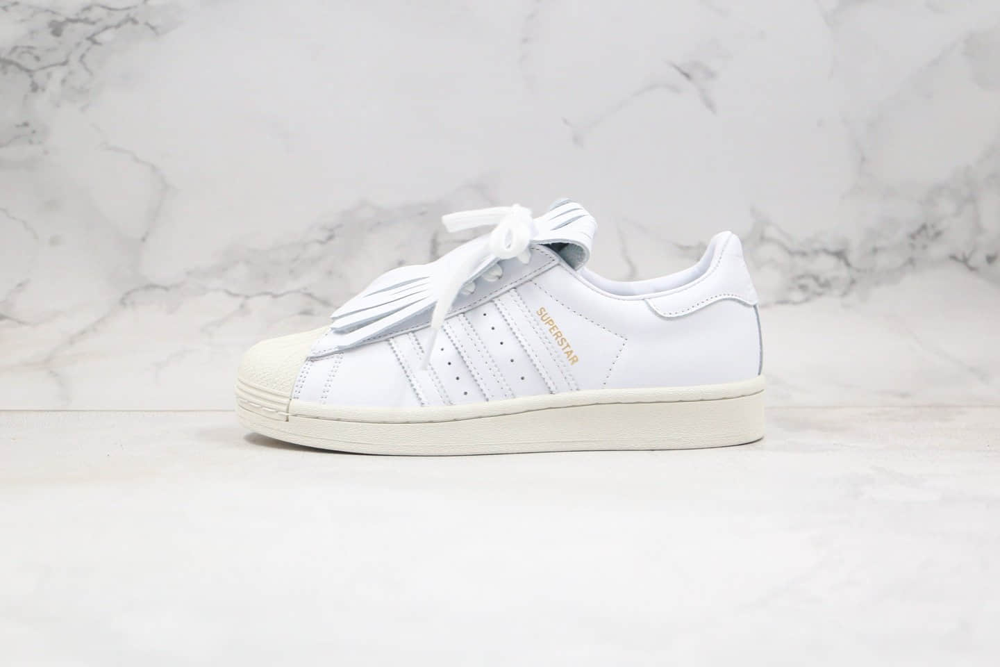 阿迪达斯adidas SUPERSTAR FR W纯原版本三叶草贝壳头流苏花边板鞋白色原档案数据开发原盒原标 货号：FV3421